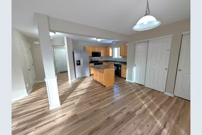 1870 Bay Port Drive, Grove City, OH 43123 - Photo 7