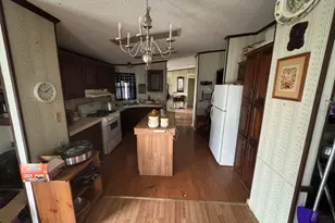 20338 Five Points Pike, Williamsport, OH 43164 - Photo 29