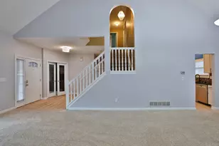 249 Farm Creek Dr, Columbus, OH 43230 - Photo 11