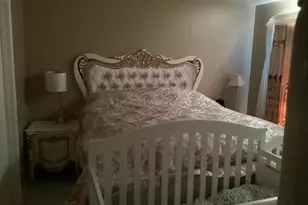 4701 Cadmus Dr, Columbus, OH 43228 - Photo 9