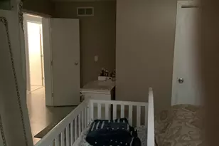 4701 Cadmus Dr, Columbus, OH 43228 - Photo 11