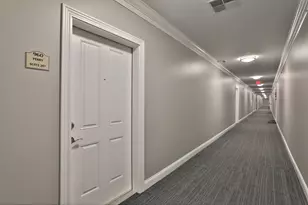 960 Perry St, Columbus, OH 43215 - Photo 27