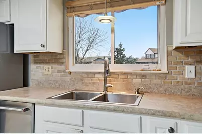 2800 Amana Court, Columbus, OH 43235 - Photo 9