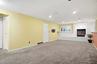 2800 Amana Ct, Columbus, OH 43235 - Photo 21