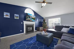 207 Aaron Ct, Delaware, OH 43015 - Photo 3