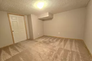 5706 Ceylon Dr, Hilliard, OH 43026 - Photo 15