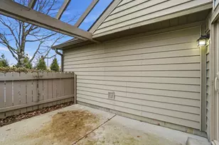 202 Deer Cross Ln, Powell, OH 43065 - Photo 39