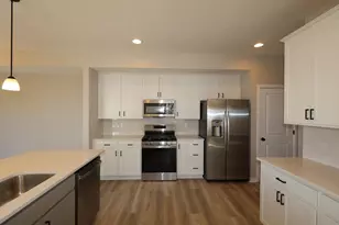 5524 Fawnsbury Ct, Powell, OH 43065 - Photo 3