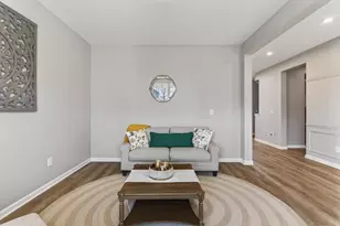 9919 Glenfield Ct, Plain City, OH 43064 - Photo 5