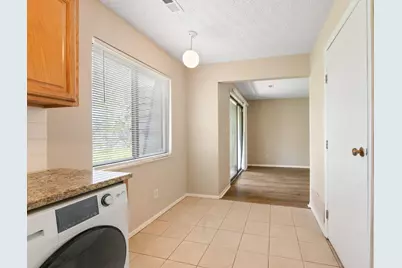 3204 Chateau Morse Court, Columbus, OH 43231 - Photo 9