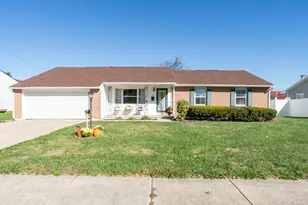 558 Damon Dr, Washington Court House, OH 43160 - Photo 1