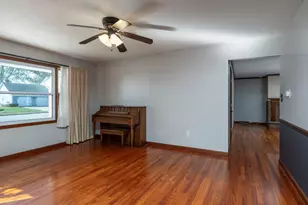 558 Damon Dr, Washington Court House, OH 43160 - Photo 5