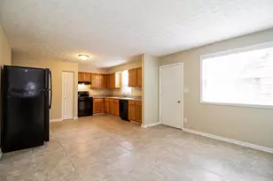 2495 Willow View Ct, Grove City, OH 43123 - Photo 9