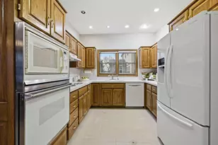 3441 Sunset Dr, Upper Arlington, OH 43221 - Photo 13