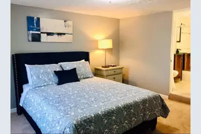 661 E 11th Avenue, Columbus, OH 43211 - Photo 1