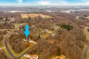 210 Woodlawn Cir, Howard, OH 43028 - Photo 37
