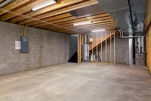 210 Woodlawn Cir, Howard, OH 43028 - Photo 27