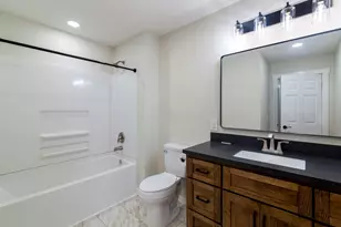 210 Woodlawn Cir, Howard, OH 43028 - Photo 21