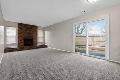 636 E Schrock Road, Westerville, OH 43081 - Photo 7