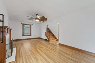 3040 Crescent Dr, Columbus, OH 43204 - Photo 23