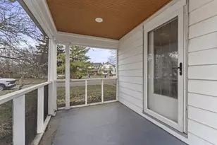 3040 Crescent Dr, Columbus, OH 43204 - Photo 17