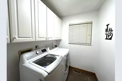 320 Spruce Hill Drive, Columbus, OH 43230 - Photo 59