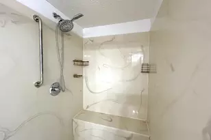 320 Spruce Hill Dr, Columbus, OH 43230 - Photo 53