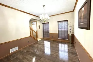 320 Spruce Hill Dr, Columbus, OH 43230 - Photo 17