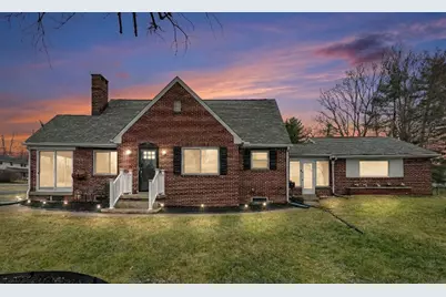 330 E Columbus Street, Pickerington, OH 43147 - Photo 1