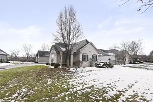 7055 Falls View Cir, Delaware, OH 43015 - Photo 27