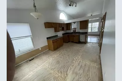 643 Rainbow Drive, Marysville, OH 43040 - Photo 7