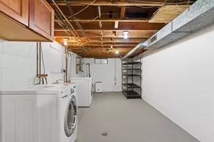 2411 Lytham Rd, Upper Arlington, OH 43220 - Photo 39