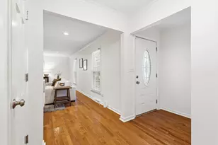 2411 Lytham Rd, Upper Arlington, OH 43220 - Photo 5