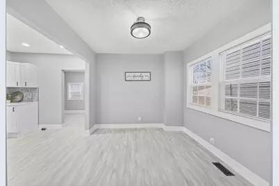 225 S Highland Avenue, Columbus, OH 43223 - Photo 9