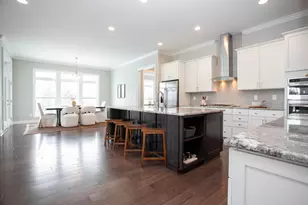 8423 Laidbrook Pl, New Albany, OH 43054 - Photo 9