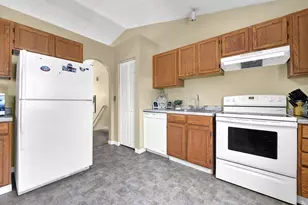 2251 Minerva Ave, Columbus, OH 43229 - Photo 25