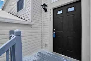 2251 Minerva Ave, Columbus, OH 43229 - Photo 9