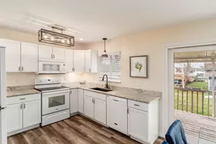 597 Knights Ave, Columbus, OH 43230 - Photo 11