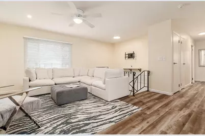 597 Knights Avenue, Columbus, OH 43230 - Photo 5