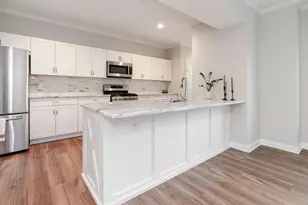 632 E Whittier St, Columbus, OH 43206 - Photo 9