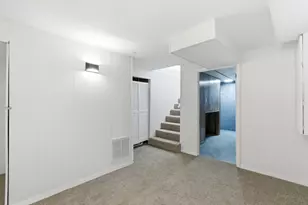 1379 Crestwood Ave, Columbus, OH 43227 - Photo 17