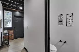 1010 Bruck St, Columbus, OH 43206 - Photo 11