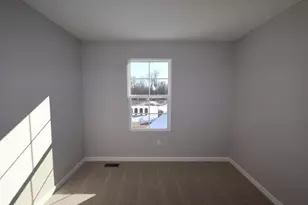 320 Cherry Hills Rd, Commercial Point, OH 43116 - Photo 7