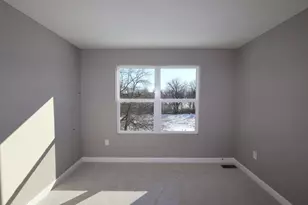 341 Merion Dr, Commercial Point, OH 43116 - Photo 9