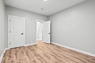 437-439 St Clair Ave, Columbus, OH 43203 - Photo 15