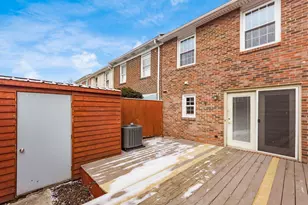 634 Dlyn St, Columbus, OH 43228 - Photo 33