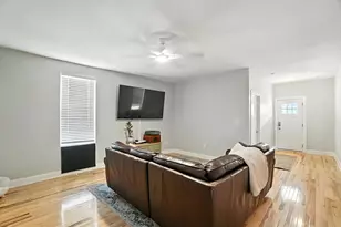 1583 S 4th St, Columbus, OH 43219 - Photo 9