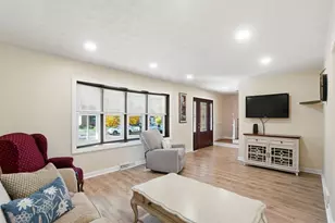 1710 Carrigallen Ln, Columbus, OH 43228 - Photo 7