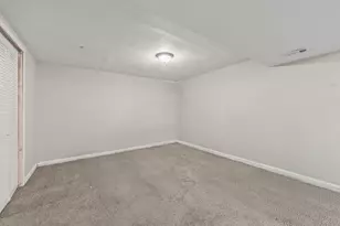 369 Chatterly Ln, Columbus, OH 43207 - Photo 23