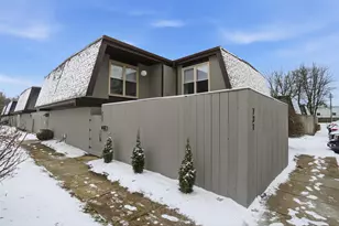 731 Worthinton Forest Pl E, Columbus, OH 43229 - Photo 1